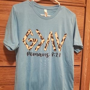 Ladies tee Romans 8:28